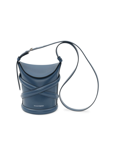 Shop Alexander Mcqueen Small The Curve Leather Bucket Bag In Navy