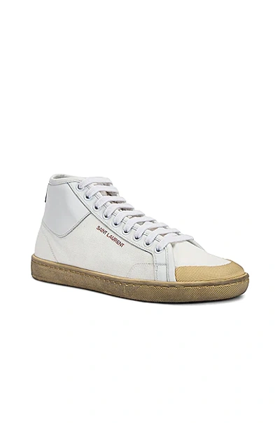 Saint Laurent Paris Medie Court Classic Sl/39 Sneakers In Off White & Blanc Optique