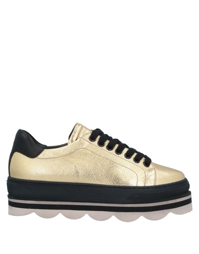 Shop Laura Bellariva Sneakers In Gold