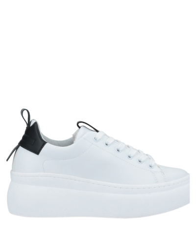Vitamina Tu Sneakers In White | ModeSens