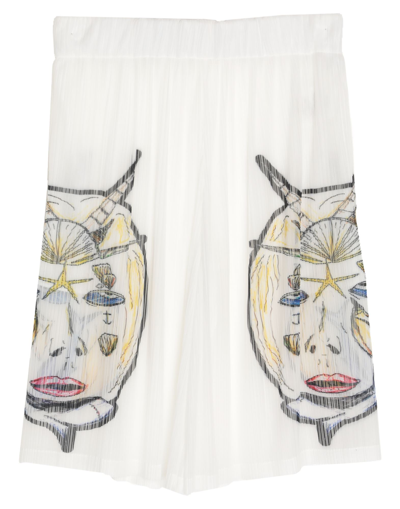 Shop Burberry Woman Shorts & Bermuda Shorts White Size L Polyester