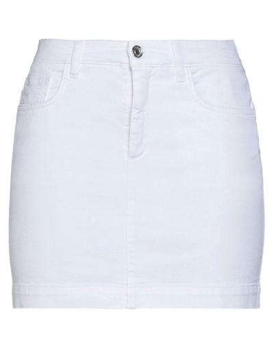 Shop Dolce & Gabbana Woman Mini Skirt White Size 6 Cotton, Elastane