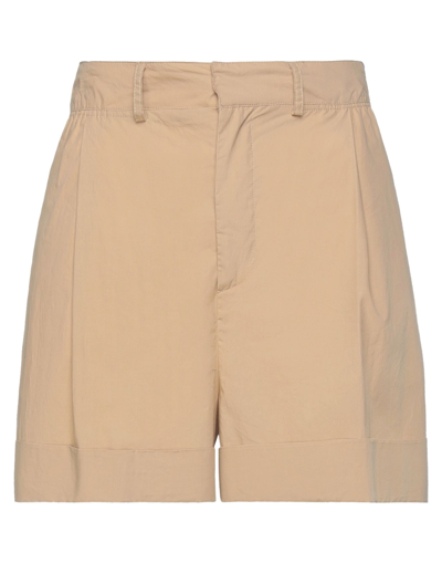Jucca Woman Shorts & Bermuda Shorts Beige Size 2 Cotton In Beige