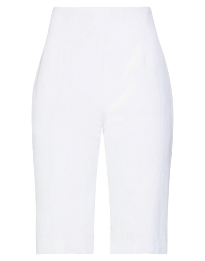 Shop 16arlington Woman Shorts & Bermuda Shorts White Size 2 Polyester