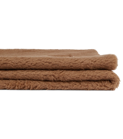 Shop Max Mara Monogrammed Teddy Blanket In Cammello