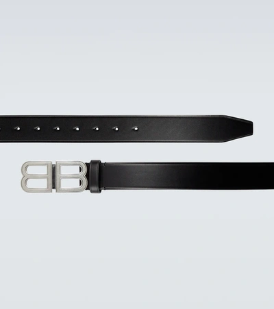 Shop Balenciaga Bb Leather Belt In Black