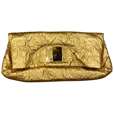 Pre-owned Louis Vuitton Altair Cloth Clutch Bag In Gold