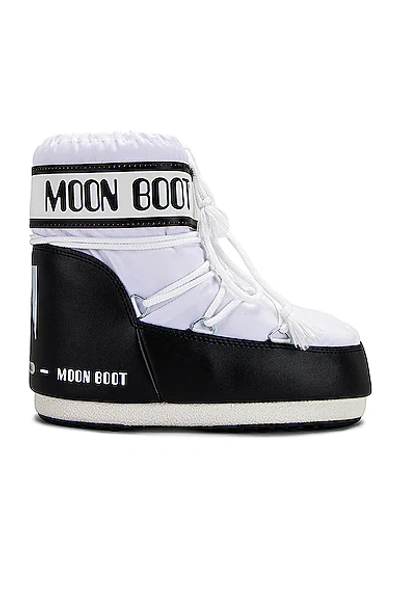 Moon Boot Classic Low 2 Shell And Faux Leather Snow Boots In White |  ModeSens