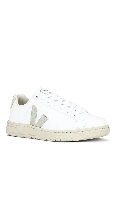 Veja Urca Sneakers With Cruelty-free Leather In White