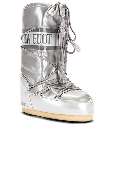 Shop Moon Boot Icon Vinile Met Boot In White