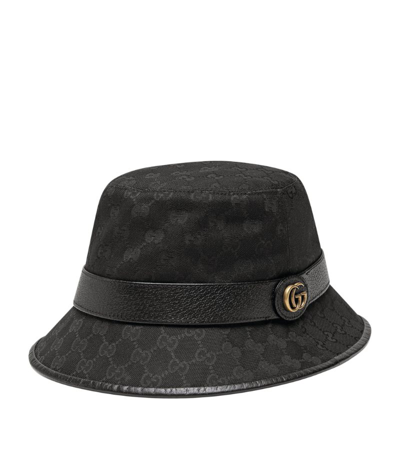 Shop Gucci Canvas Gg Supreme Bucket Hat In Black
