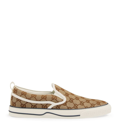 Shop Gucci Gg Supreme Tennis 1977 Sneakers In Neutrals