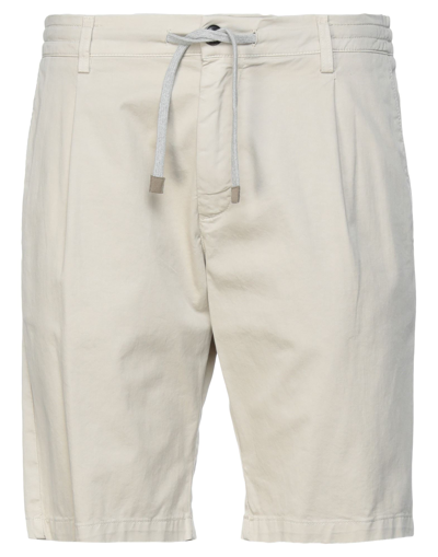 Shop Eleventy Man Shorts & Bermuda Shorts Beige Size 33 Cotton, Elastane