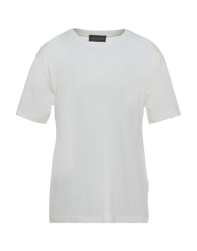 Shop Roberto Collina Man T-shirt White Size 40 Cotton