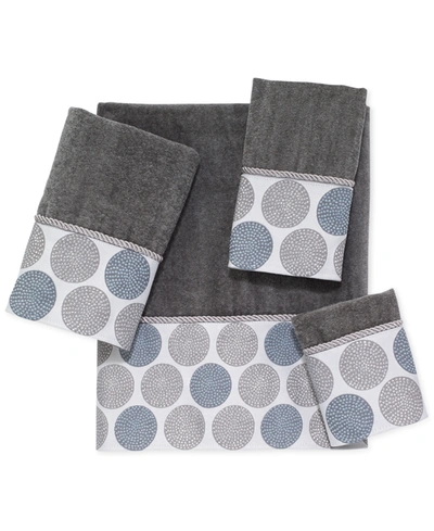Avanti Dotted Circles Bath Towel Bedding In Nickel
