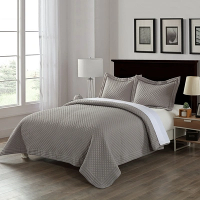 Shop Lotus Home Diamondesque Water And Stain Resistant Microfiber Quilt In Silver