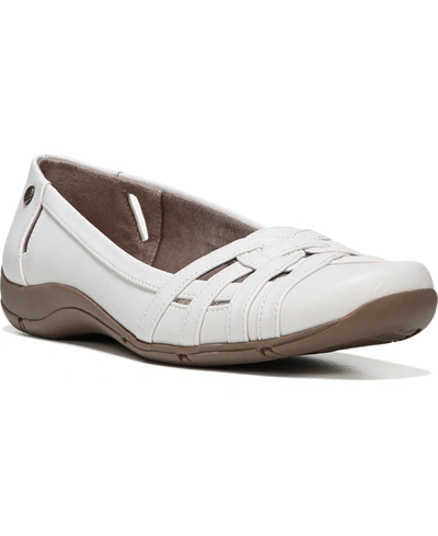 Shop Lifestride Diverse Flats In White Sand Faux Leather