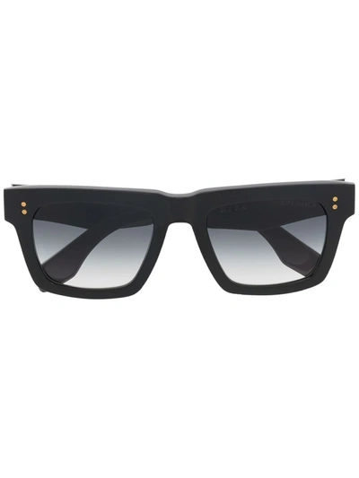 Shop Dita Eyewear Mastix Square Tinted Sunglasses In Schwarz