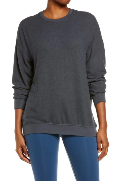 Shop Alo Yoga Soho Pullover In Anthracite