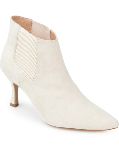 Journee Collection Elitta Bootie In Ivory