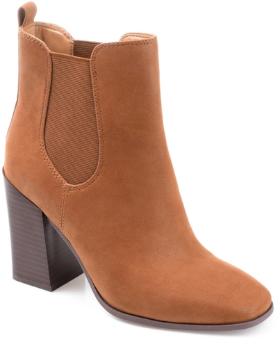 JOURNEE COLLECTION WOMEN'S MAXXIE STACKED BLOCK HEEL BOOTIES 