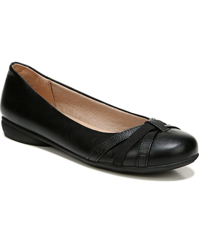 Shop Lifestride Abigail Flats Women's Shoes In Black Smooth/lizard Faux Leather
