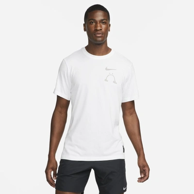 Maryanne Jones mitología novia Nike Dri-fit Nathan Bell Men's Running T-shirt In White | ModeSens
