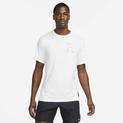 kam Verspilling pomp Nike Dri-fit Nathan Bell Men's Running T-shirt In White | ModeSens