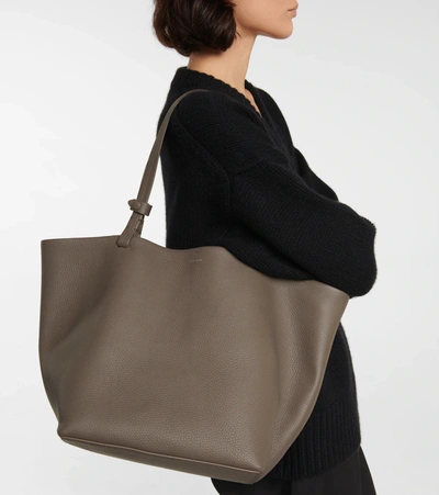 Shop The Row Park Grained Leather Tote In Elephant
