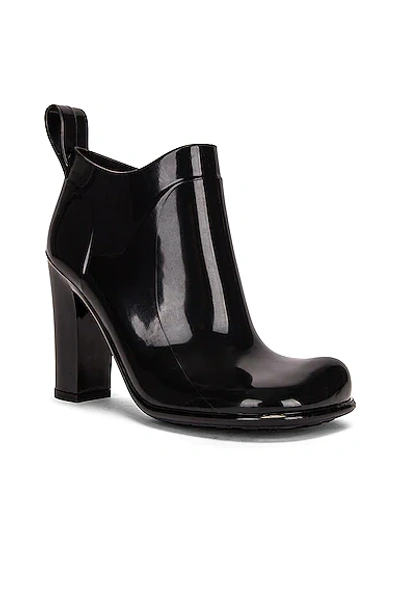 Bottega Veneta Shine Square Toe Ankle Boots In Black