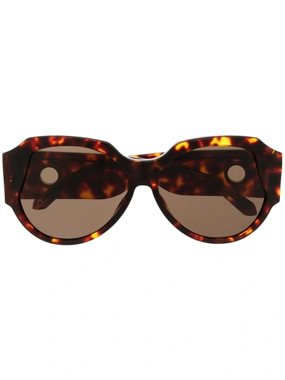 Shop Linda Farrow Christie Tortoiseshell Effect Sunglasses In Braun