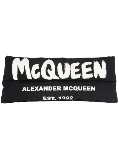 Shop Alexander Mcqueen Logo Print Drawstring Scarf In Schwarz