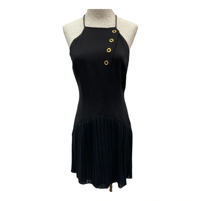 VERSUS Pre-owned Mid-length Dress In Black