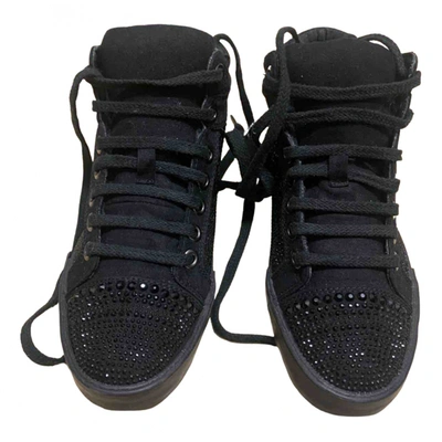 Pre-owned Kurt Geiger Cloth Trainers In Black