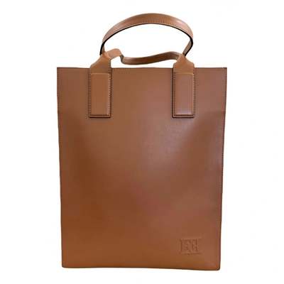 Pre-owned Escada Leather Tote In Camel