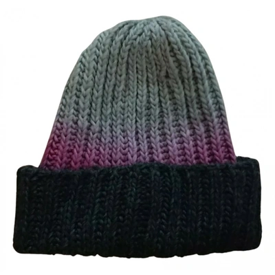 Pre-owned Closed Wool Beanie In Multicolour