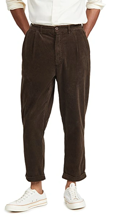 Shop Alex Mill Standard Pleated Pants In Rugged Corduroy