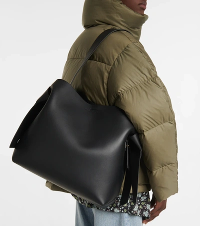 Acne Studios Musubi Medium Leather Shoulder Bag In Black