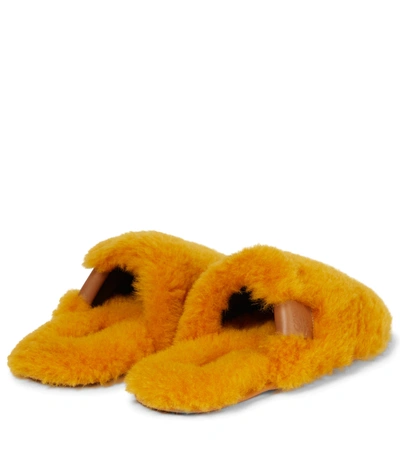 Shop Loewe Logo-patch Shearling Slippers In Mustard