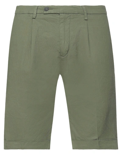 Shop Michael Coal Man Shorts & Bermuda Shorts Military Green Size 31 Cotton, Linen, Elastane