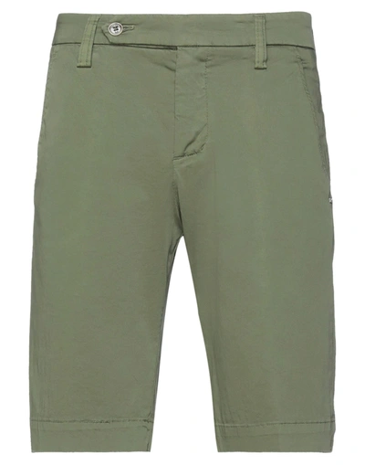 Shop Entre Amis Man Shorts & Bermuda Shorts Green Size 29 Cotton, Elastane