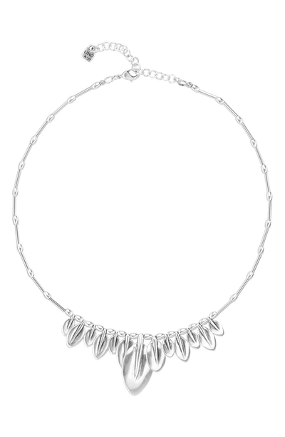 Shop Unode50 Full Of Life Leaf Charm Necklace In Silver