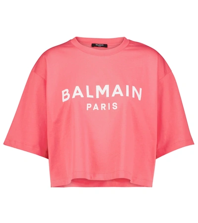 Shop Balmain Logo Cotton Cropped T-shirt In Saumon/blanc