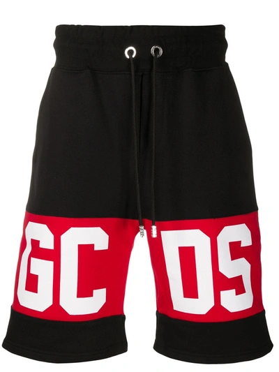 Shop Gcds Shorts With Logo In Black