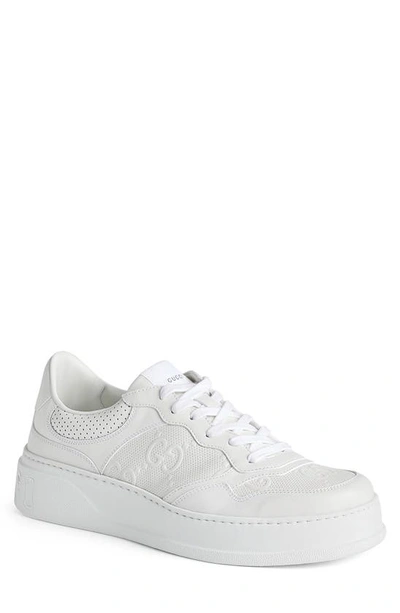 Shop Gucci Chunky B Sneaker In Grey/whte