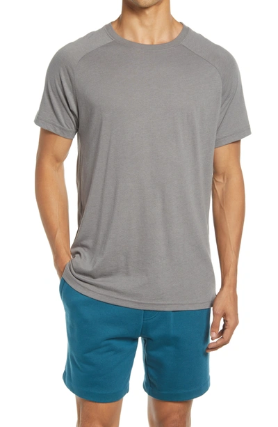 Shop Alo Yoga The Triumph Crewneck T-shirt In Shadow Grey