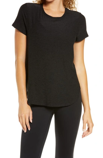Shop Beyond Yoga On The Down Low T-shirt In Darkest Night