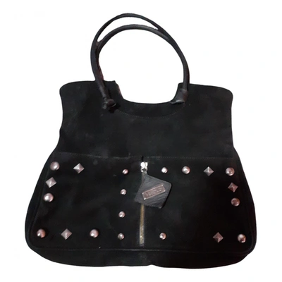 Pre-owned Versus Dv One Leather Handbag In Black