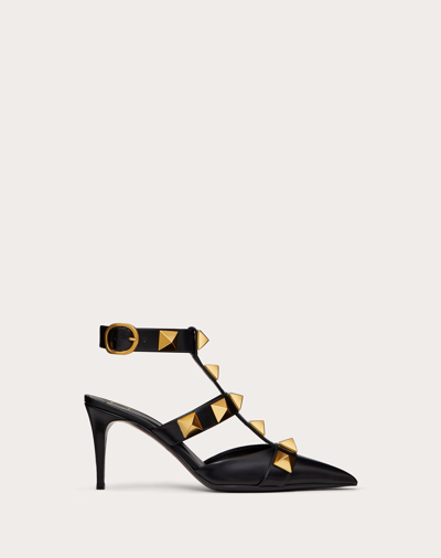 Shop Valentino Garavani Roman Stud Calfskin Pump 80 Mm In Black