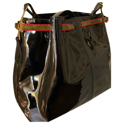 Pre-owned Roberta Di Camerino Patent Leather Handbag In Black